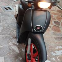 Aprilia Scarabeo 50 - 2011