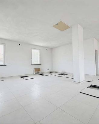 Immobile di 80 m² con 1 locale a Capannori