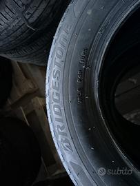 Set 4 gomme nuove Bridgestone 18/2025 Toyota Yaris