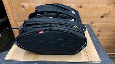 Borse moto Givi