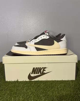 Jordan 1 x travis scott