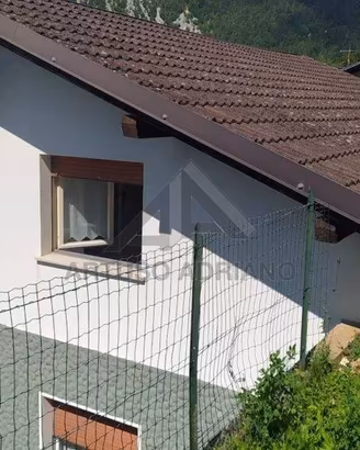 Villa di 179 m² con 3 locali e box auto a Sovramon