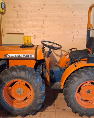 TRATTORE CARRARO TIGRE RS 35 cavalli . 26 kw 4X4