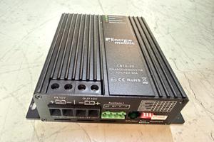 Caricatore DC-DC 12v per auto/caravan