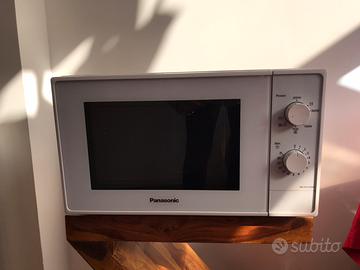 Forno microonde Panasonic NN-K10JWM