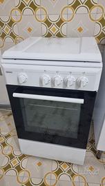 Cucina con forno a gas