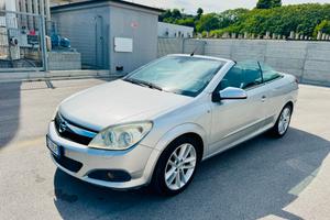 Opel Astra TwinTop 1.9 16V CDTI 150CV Cosmo