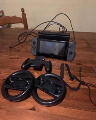 Nintendo switch con micro sd e accessori