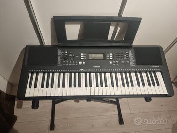 Pianola Yamaha psr E 363