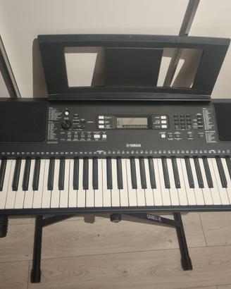 Pianola Yamaha psr E 363