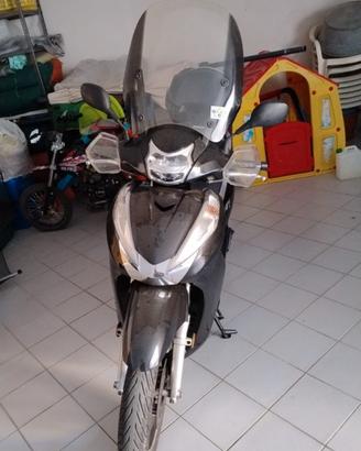 sh 300i 2020