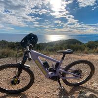 Stupenda Santa Cruz Bullit CC ebike