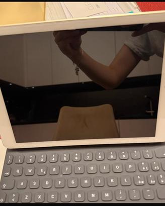 iPad Pro 9.7 + custodia + Smart Keyboard