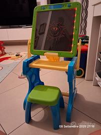 Lavagna/tavolo giochi per bambini