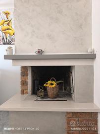 Camino Palazzetti completo di canna e comignolo