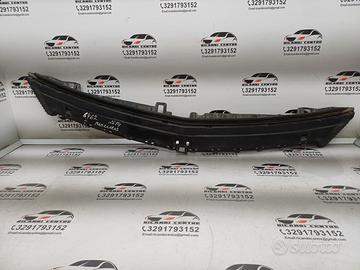 Supporto staffa centrale paraurti anteriore merced