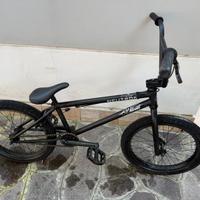 BICI BMX  FLY BIKES