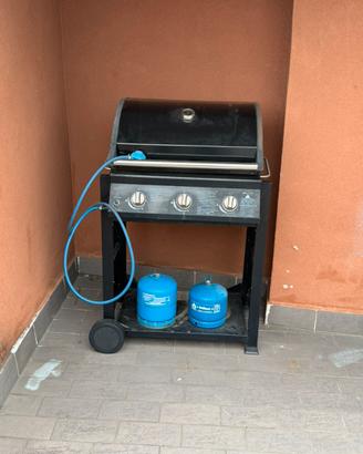 Barbeque a gas con 2 bombole