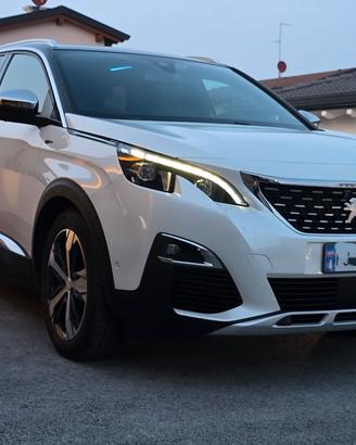 PEUGEOT 5008 2017 "GT" 180 CV 7POSTI