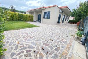 VILLA Indipendente Via San Nullo MAF603