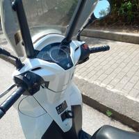 Scooter SH 300 ABS