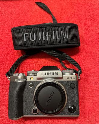Fujifilm x-t5 