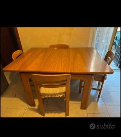 Tavolo da cucina allungabile in legno + 6 sedie