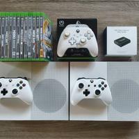 2 Xbox One s + controller + giochi + accessori 