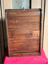 Vecchio mobile serrandina piccole dimensioni