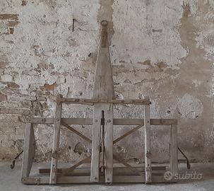 Antico attrezzo agricolo