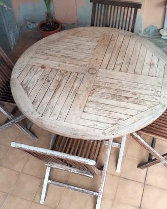 TAVOLO DA ESTERNO CON SEDIE