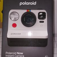 Polaroid Now istant camera