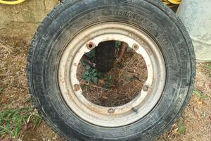 Cerchio con gomma piaggio quargo e porter