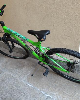BICICLETTA MOUNTAIN BIKE 