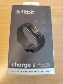 Fitbit Charge 5 orologio fitness nero