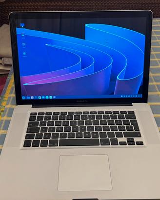 MacBook Pro 15’ i5 8gb Linux Mint!