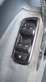 Pulsantera anteriore sx FORD FIESTA 2010 colore JA