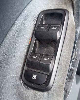 Pulsantera anteriore sx FORD FIESTA 2010 colore JA