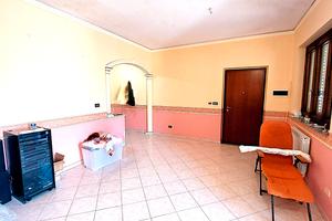 Appartamento in Micro Condominio con Gran Garage