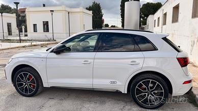 Audi Q5 2.0 Mhev ibrida
