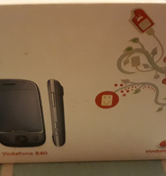 Cellulare vodafone 840