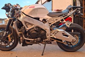 Aprilia Rsv 1000 2010 incidentata