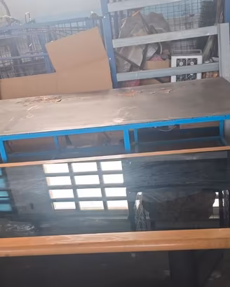 Tavolo per riunioni in vetro 300x100cm