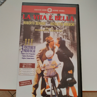 La vita è bella, in VHS