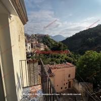 Casa, Isnello.