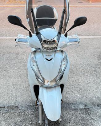 Honda SH 300i