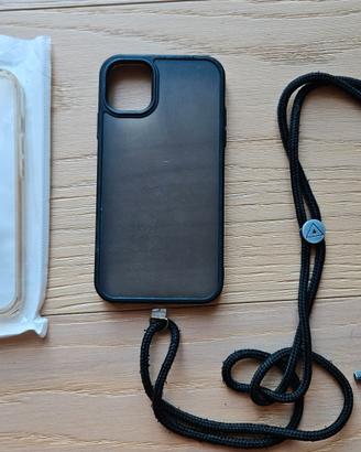 Set di due cover in silicone per iPhone 13