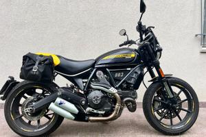 Ducati Scrambler 800 Full Throttl
