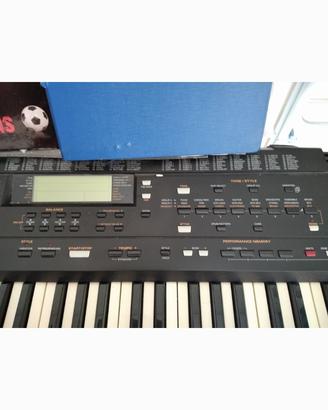 tastiera Roland E-68