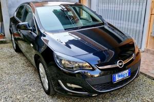 Opel Astra Sedan 1.7 CDTI 130 cv